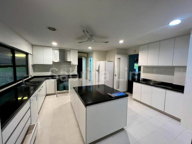 6 Bed Bungalow (Landed) for Sale in  Bukit Timah Road - Image 1